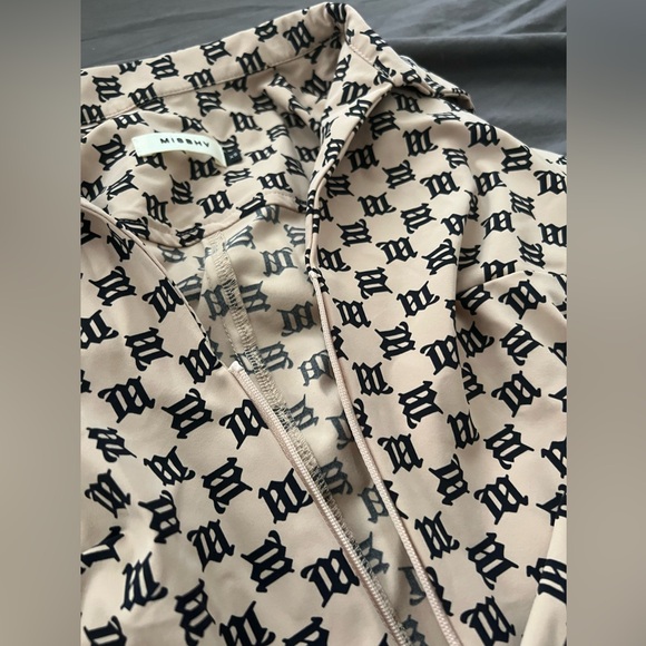 COPY - MISBHV clothes - Picture 3 of 4